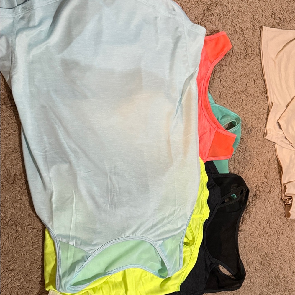 Amazon Women's Tank Tops - Multicolor Pack